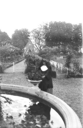 MR & MRS JOSEPHINE IN THE CONVENT GARDEN